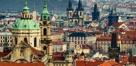 100 spires